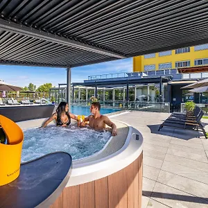 3* Hotell Aura Design & Garden Pool