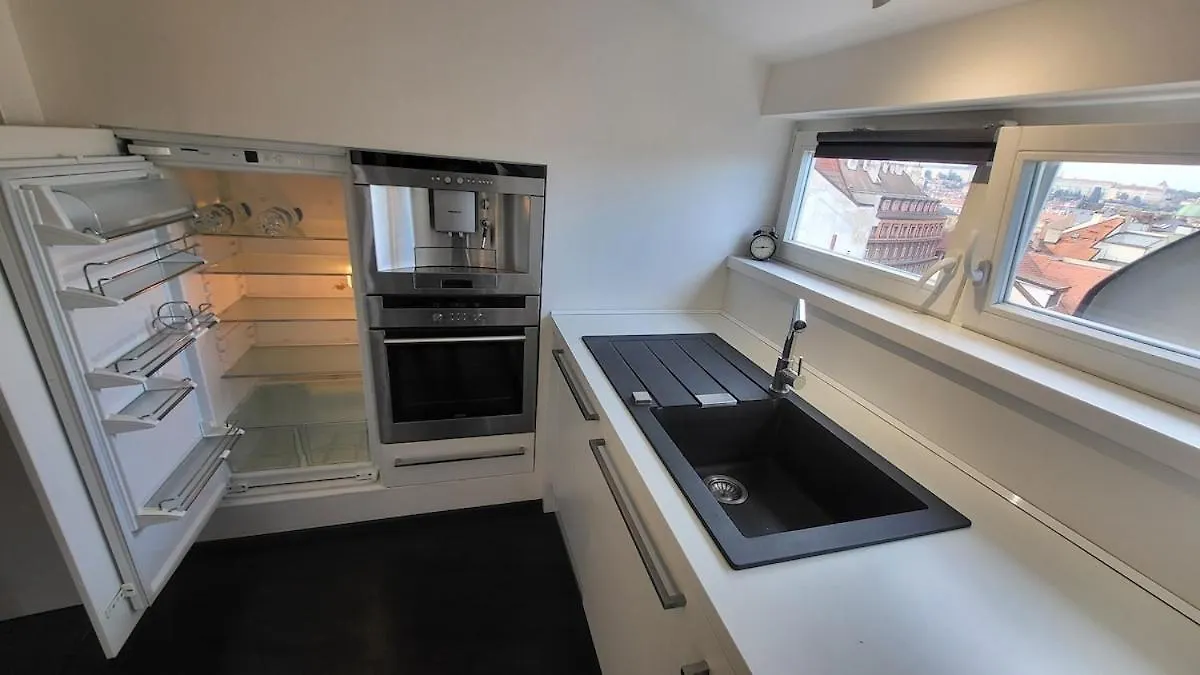 Luxury Apt - View Of The Center Of Prague Czech Republic