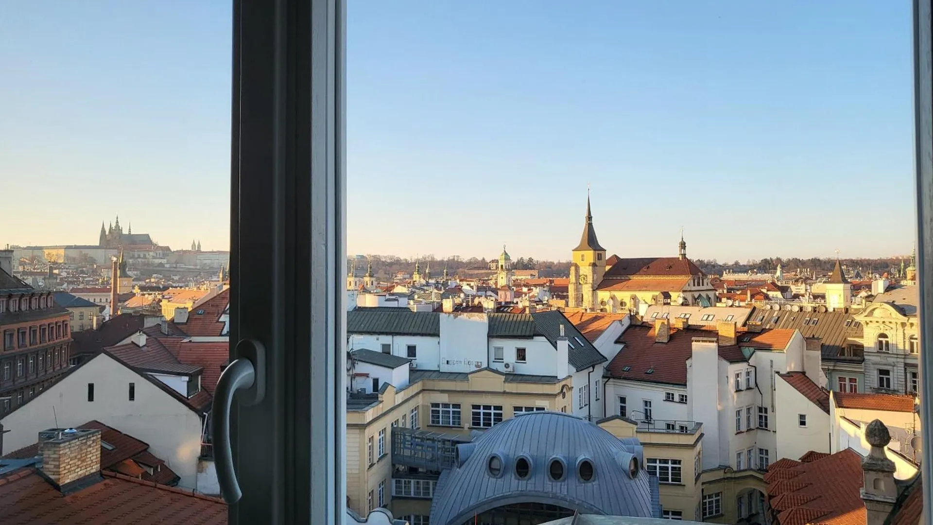 Apartment Luxury Apt - View Of The Center Of Prague
